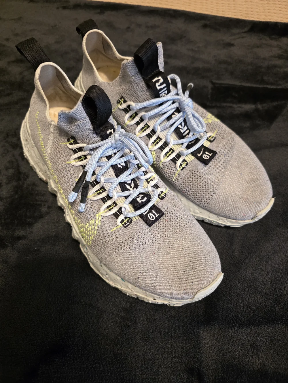 Nike Space Hippie 01
